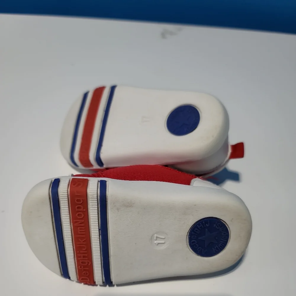 Xiaoliubao Baby Boy Red White Soft Shoes Rubber Soles Size 17 5 US